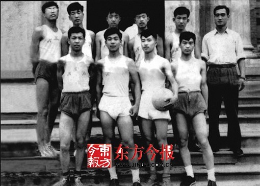 篮球训练自我总结200字_0